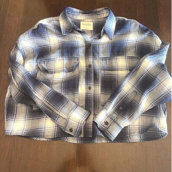 Abercrombie & Fitch Womens Flannel Crop Shirt SMALL Blue Plaid Relaxed Casual - Picture 1 of 9